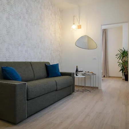 Gigi Suites&apartments Apartament *