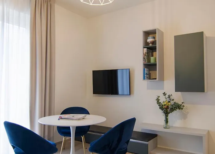 Gigi Suites&apartments Апартаменты Стреза